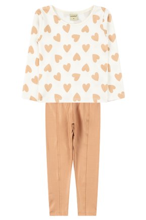Conjunto Infantil Feminino Crepe Sublimado/Cirrê Corações - Moda Love